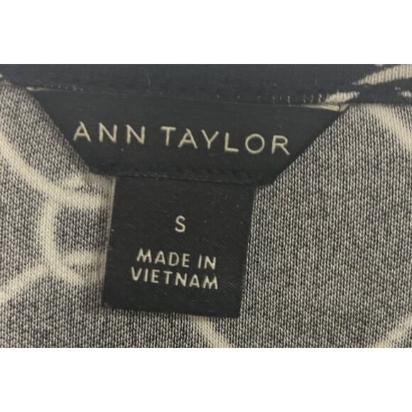 Ann Taylor Black Chain Print Long Sleeve Blouse S Stretch Classic Elegant - Picture 2 of 6